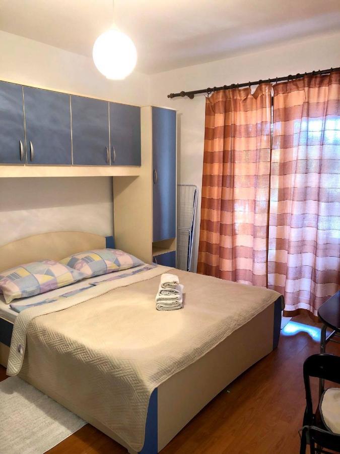 Apartments Damir 2838 Lopar Exterior photo